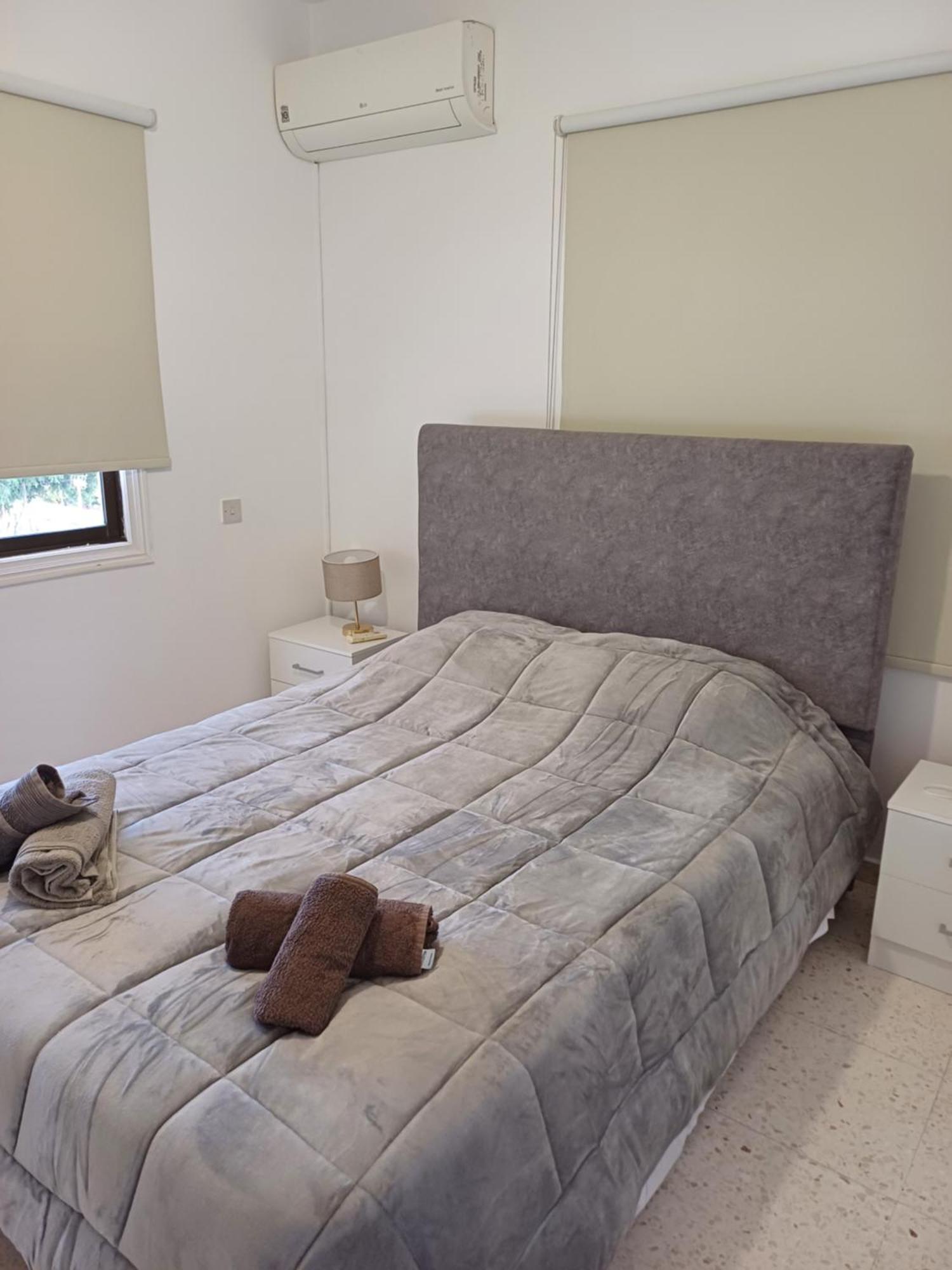 Spacious 2 Bedroom Appartment Near Mall -Internet 1Gbps Paphos Bagian luar foto
